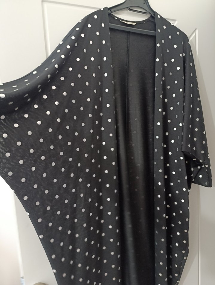 Uzun Siyah Puantiyeli Kadın Kimono - Görsel 2