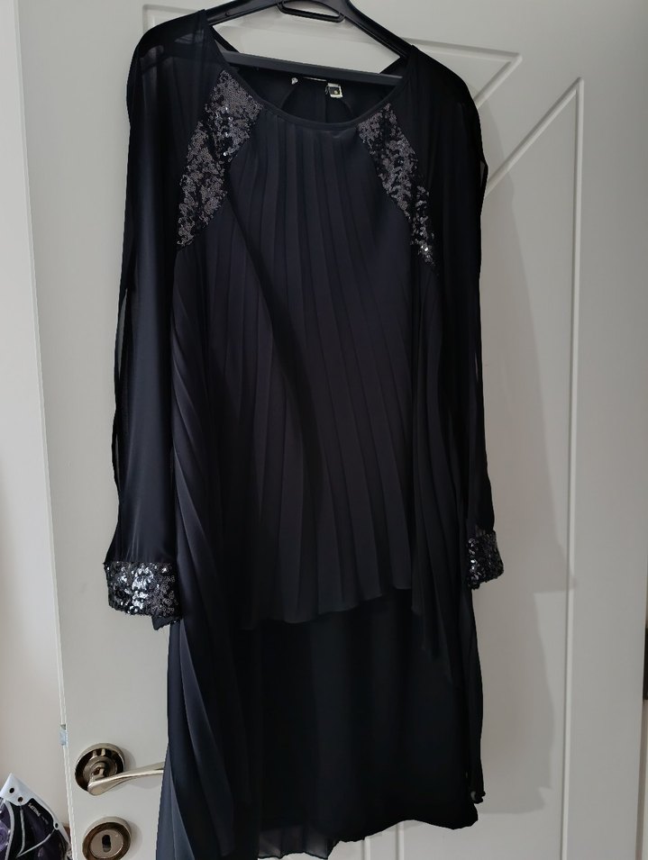 Siyah Nakışlı Uzun Kollu Gotik Elbise - Görsel 2