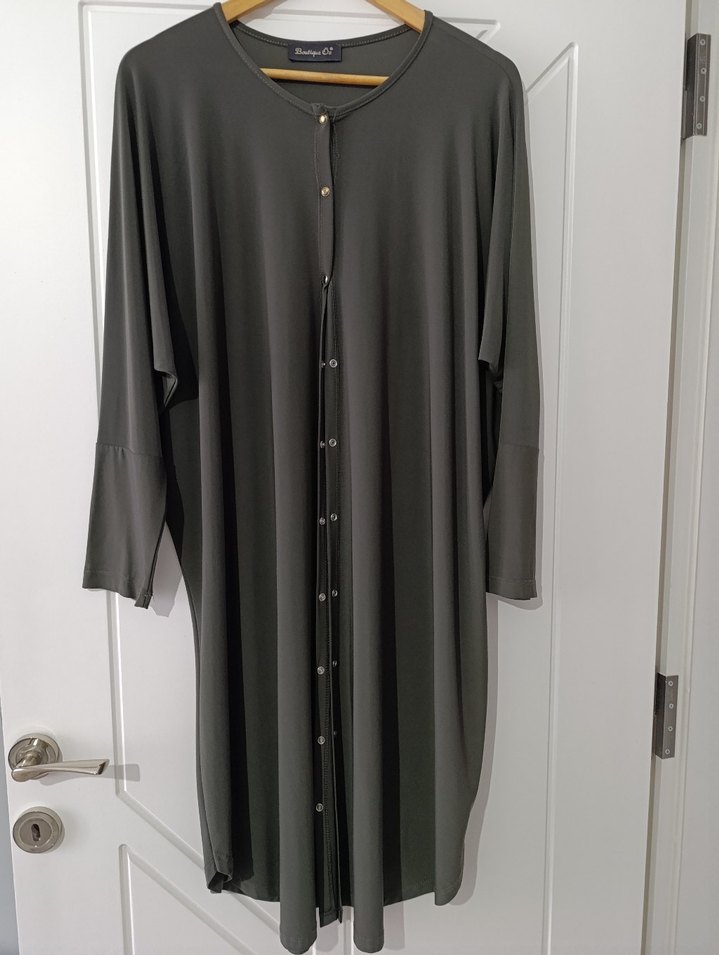 Düğmeli Uzun Kollu Haki Kadın Tunik - Görsel 2