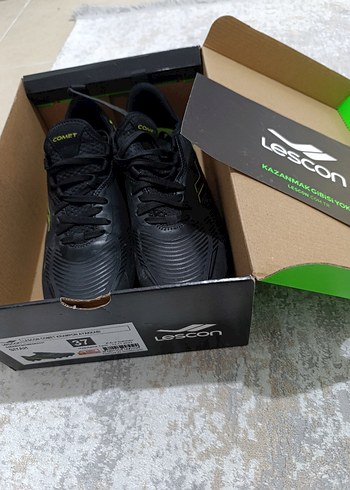 37 numara Lescon Siyah Erkek Futbol Ayakkabısı Velcro
