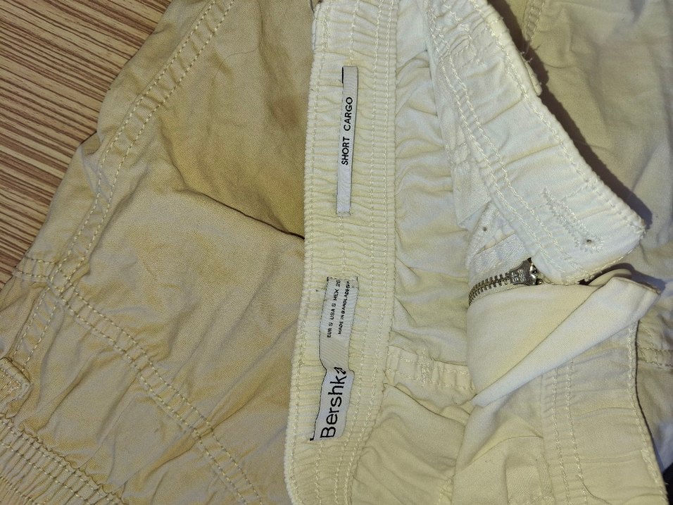 bershka Düğmeli Beyaz şort - Görsel 4