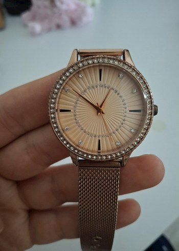 Klasik Şıklıkta Bej Kadın Kol Saati - Görsel 5