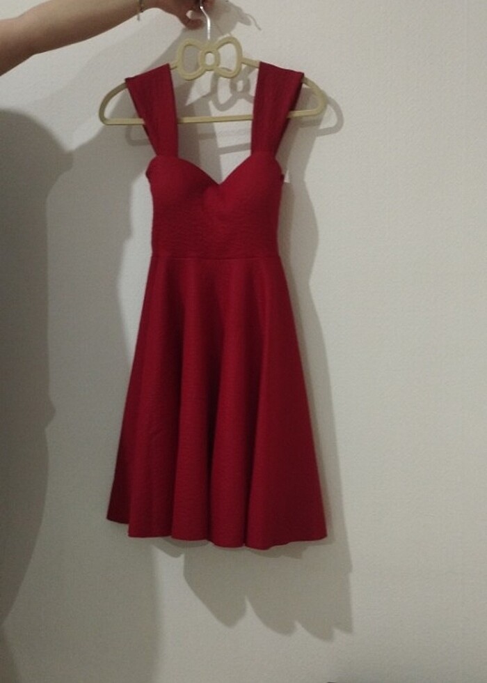 Kırmızı abiye elbise - Görsel 2