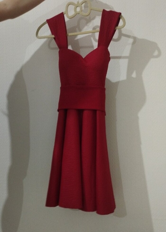 Kırmızı abiye elbise - Görsel 5