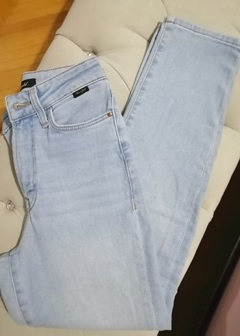 32 Beden Mavi Kadın Kot Pantolon, Normal Boy, İnce Kesim