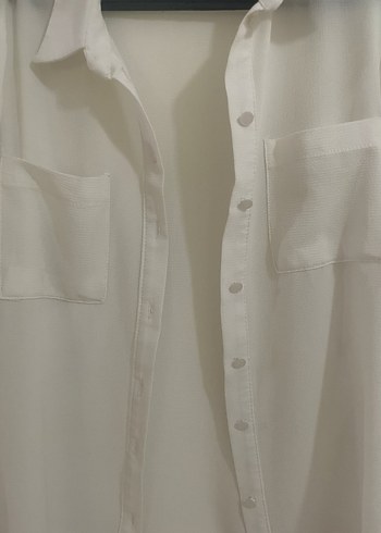 Düğmeli Beyaz Kadın Gömlek - Görsel 3