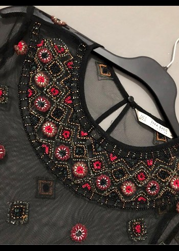 Zara Boncuk İşlemeli Siyah Bohem Bluz - Görsel 4