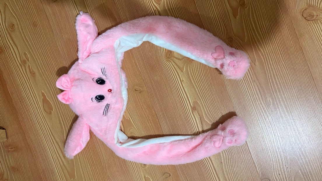 Pembe Peluş Çocuk Bere Kulaklı ve Kalpli ışıklı - Görsel 5