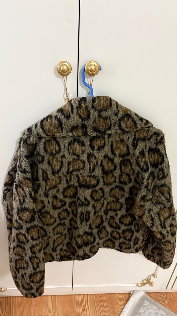 Kahverengi Yılan Desenli Kadın Suni Kürk - Görsel 4