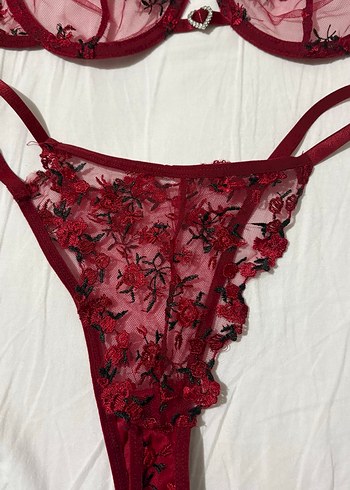 Kullanılmadı İşlemeli Gotik Sütyen ve Külot Takımı - Görsel 4