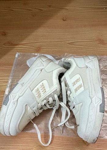 Beyaz Bağcıklı Kadın Spor Ayakkabı - Görsel 5