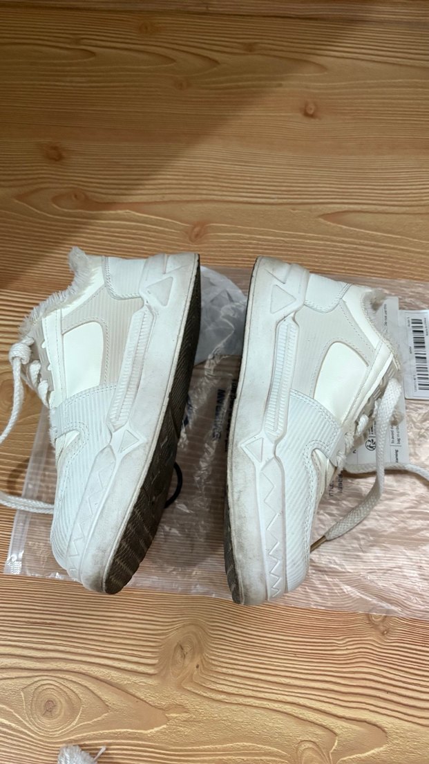 Beyaz Bağcıklı Kadın Spor Ayakkabı - Görsel 4