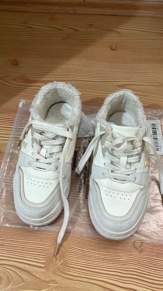 Beyaz Bağcıklı Kadın Spor Ayakkabı - Görsel 2