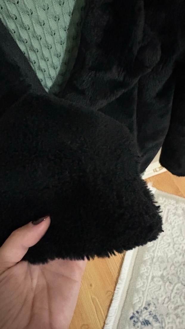 Siyah Kadın Kürk Detaylı Midi Ceket - Görsel 2