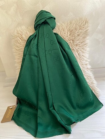 benetton yeşili jakar ipek