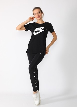 NIKE T-SHİRT ve NIKE TAYT