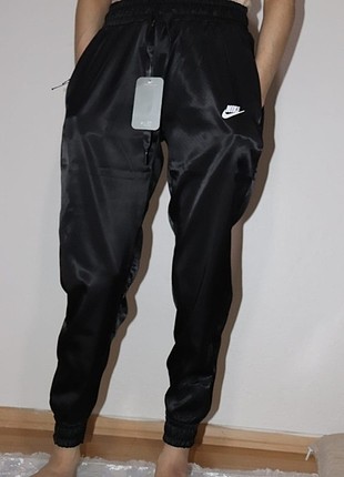 Nike NIKE SATEN ESOFMAN ALTI