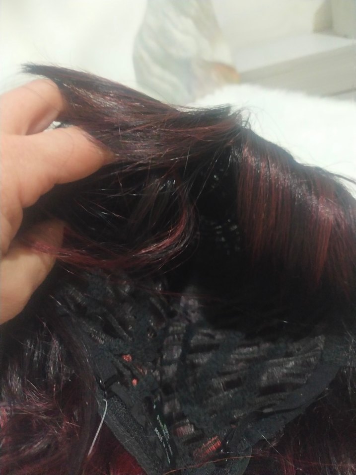 Kırmızı Siyah Gotik Sentetik Peruk - Görsel 5