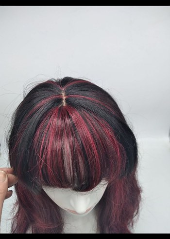 Bordo Siyah Sentetik Kumaş Kadın Peruk - Görsel 3