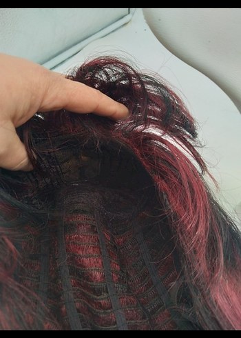 Bordo Siyah Sentetik Kumaş Kadın Peruk - Görsel 4