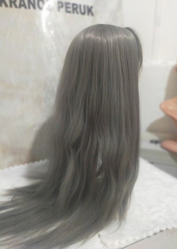 Gri Sentetik Kumaş Kadın Peruk - Görsel 2