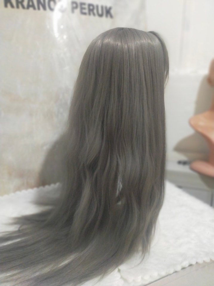 Gri Sentetik Kumaş Kadın Peruk - Görsel 2
