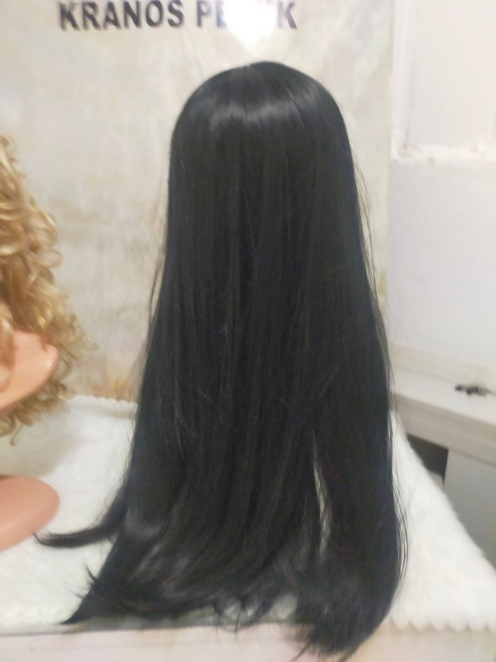 Uzun Siyah Gotik Sentetik Peruk - Görsel 5