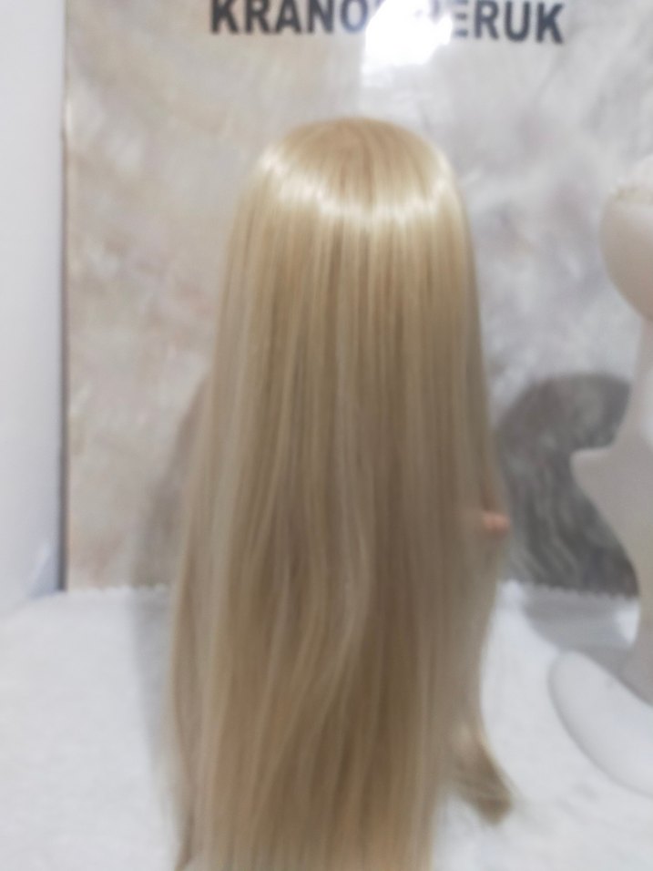 Bej Uzun Sentetik Peruk - Görsel 2