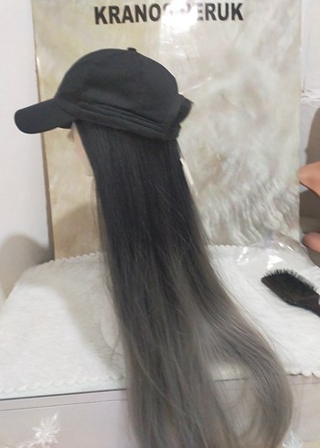Gri Uzun Sentetik Kumaşlı Goth Kadın Şapkali peruk - Görsel 5