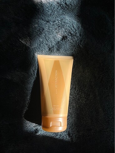 Avon vücut losyonu