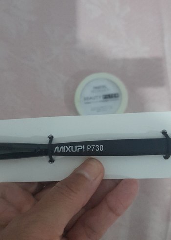 Pastel Bej Makyaj Fırçası ve Pudra sadece birkez kullandım - Görsel 6