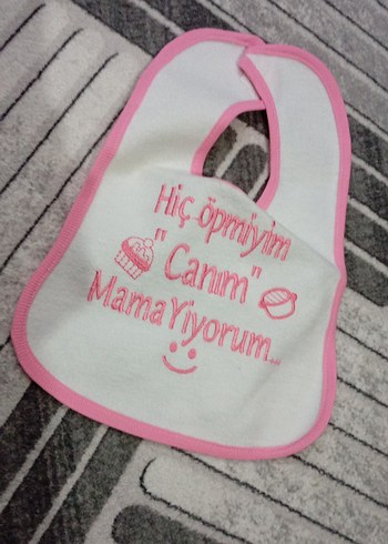 Pembe Baskılı Bebek Önlüğü - Görsel 2