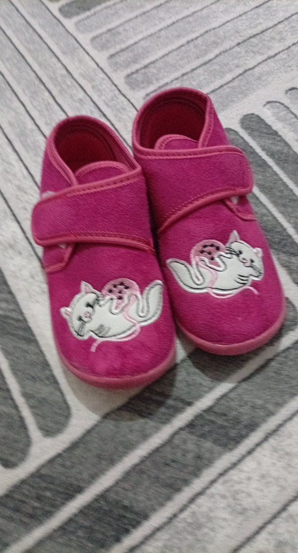 Kız Çocuk Pembe Nakışlı Sıcak Ev Terliği - Görsel 2