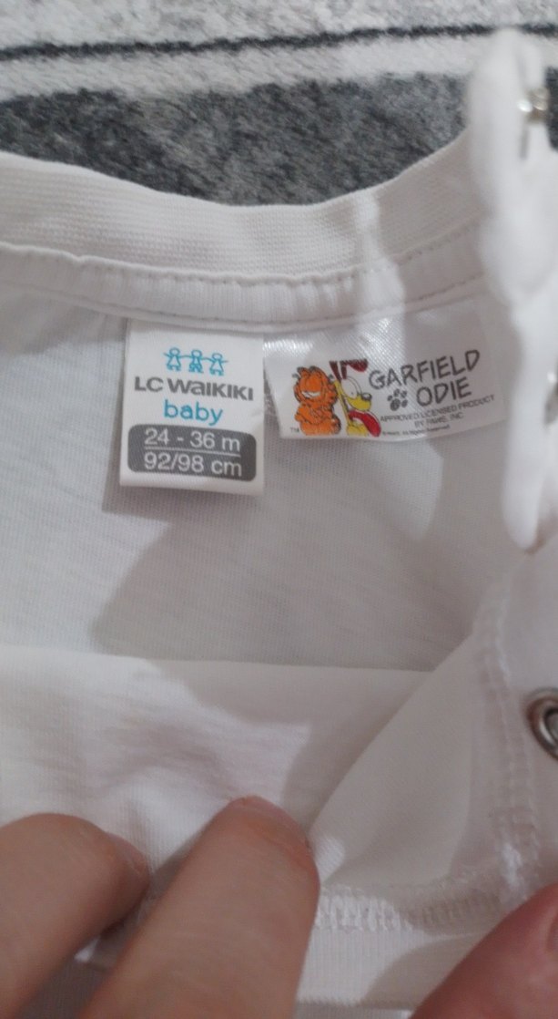 Baskılı Garfield Desenli Beyaz Çocuk Atlet - Görsel 4