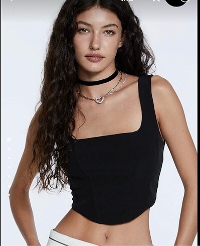 Stradivarius korse top