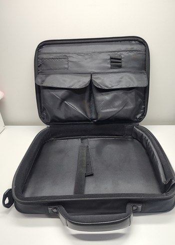 Toshiba  Fermuarlı Laptop Çantası - Görsel 2