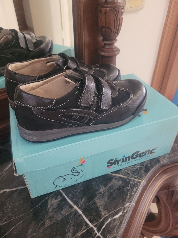 Cırt Cırtlı Özel Ayakkabı - Görsel 3