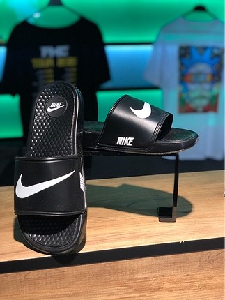 Nike terlik