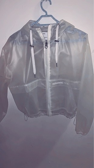 Bershka yağmurluk