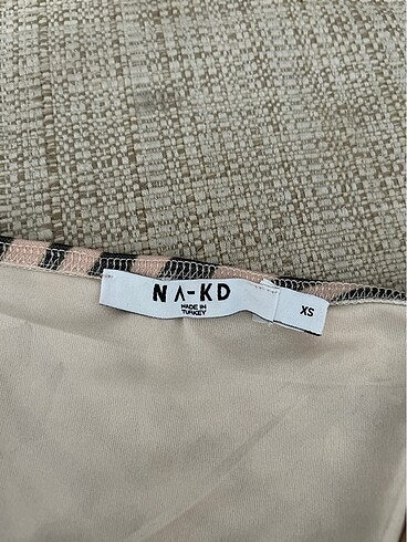 Zara Ten ve Siyah Renkli Bluz - Görsel 3