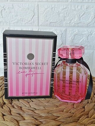 Victorias secret bombshel