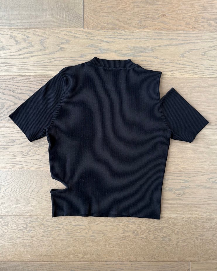 Siyah Kısa Kollu Triko Kadın Tişört - Görsel 3