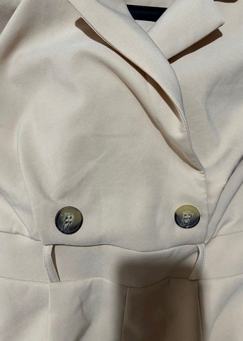 Bej Kemerli Kısa Kadın Tulum - Görsel 4