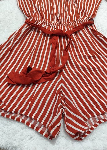 Kırmızı Çizgili Kısa Tulum - Görsel 4