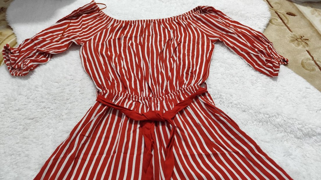 Kırmızı Çizgili Kısa Tulum - Görsel 2