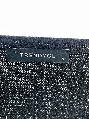s Beden siyah Renk Trendyol & Milla Kazak / Triko %70 İndirimli.