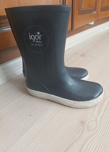 Igor yağmur botu