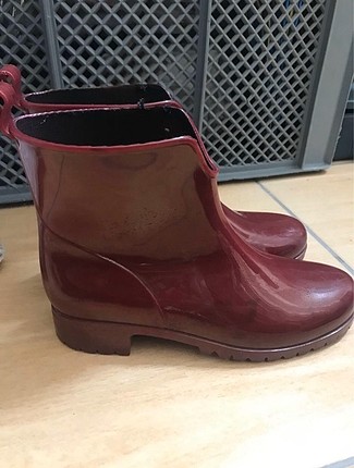 Deichmann Bot bordo