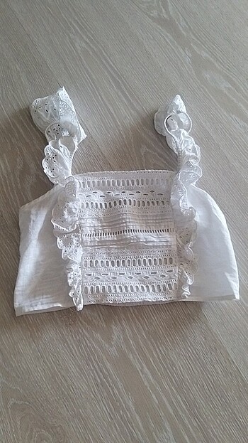 Stradivarius crop