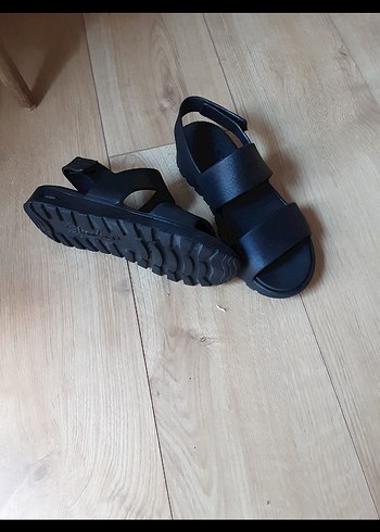 Skechers #skechers#sandalet#zara#ayakkabı